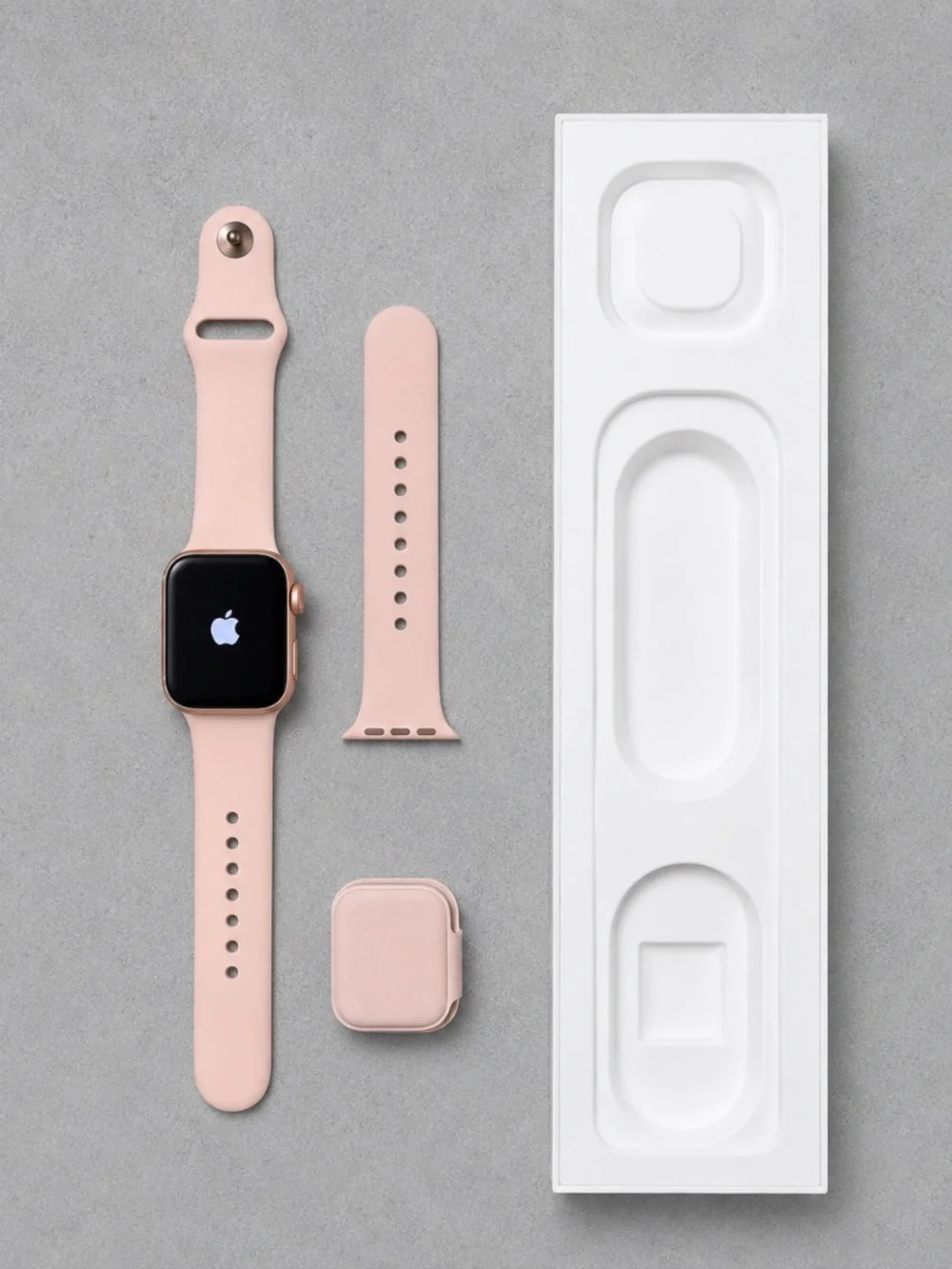 Apple Watch Series 4 40mm GPS + Cellular Gold Aluminum Case with Pink Sand Sport